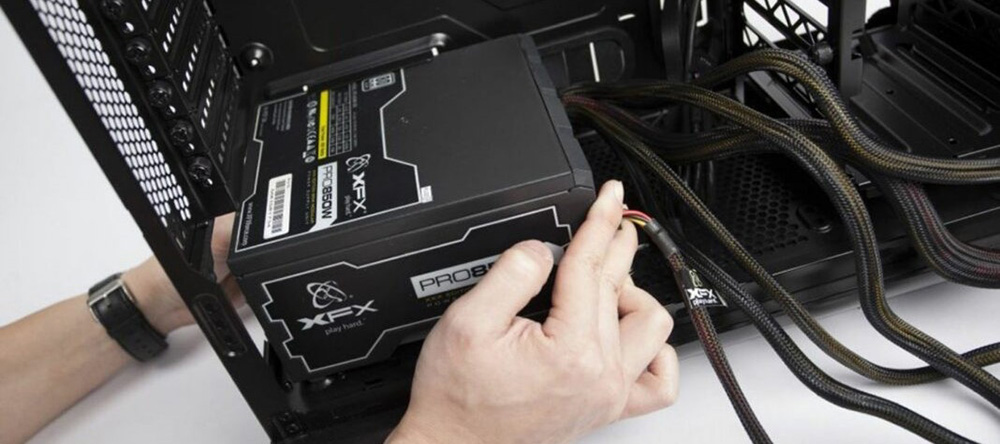 PC chạy ngắt li&ecirc;n tục